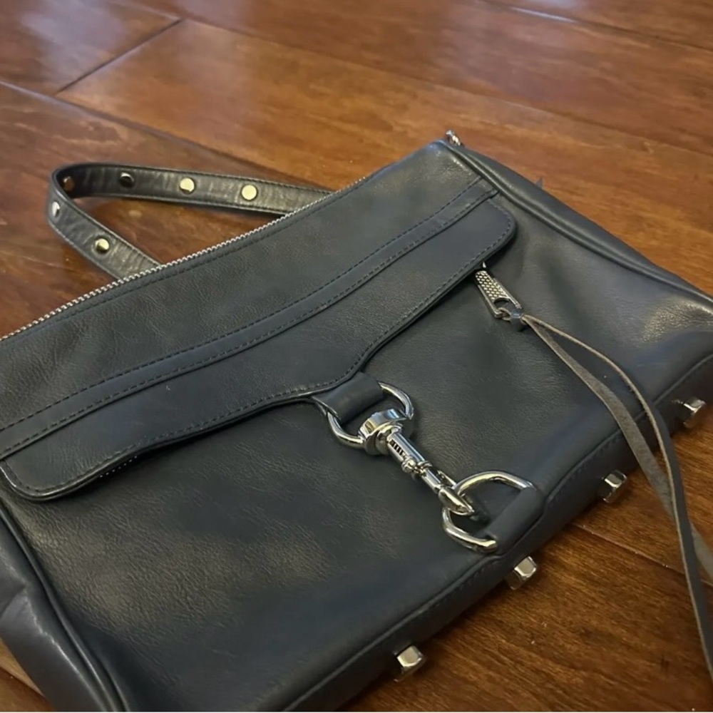 Rebecca Minkoff Leather Crossbody in perfect condition - Picture 4 of 6